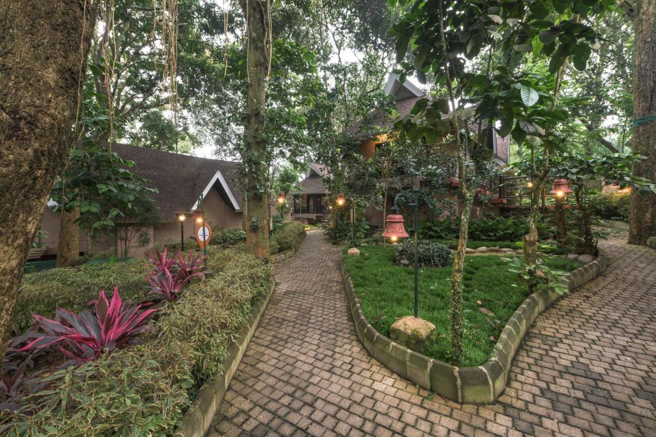 Hotel Club Mahindra Thekkady Exteriér fotografie