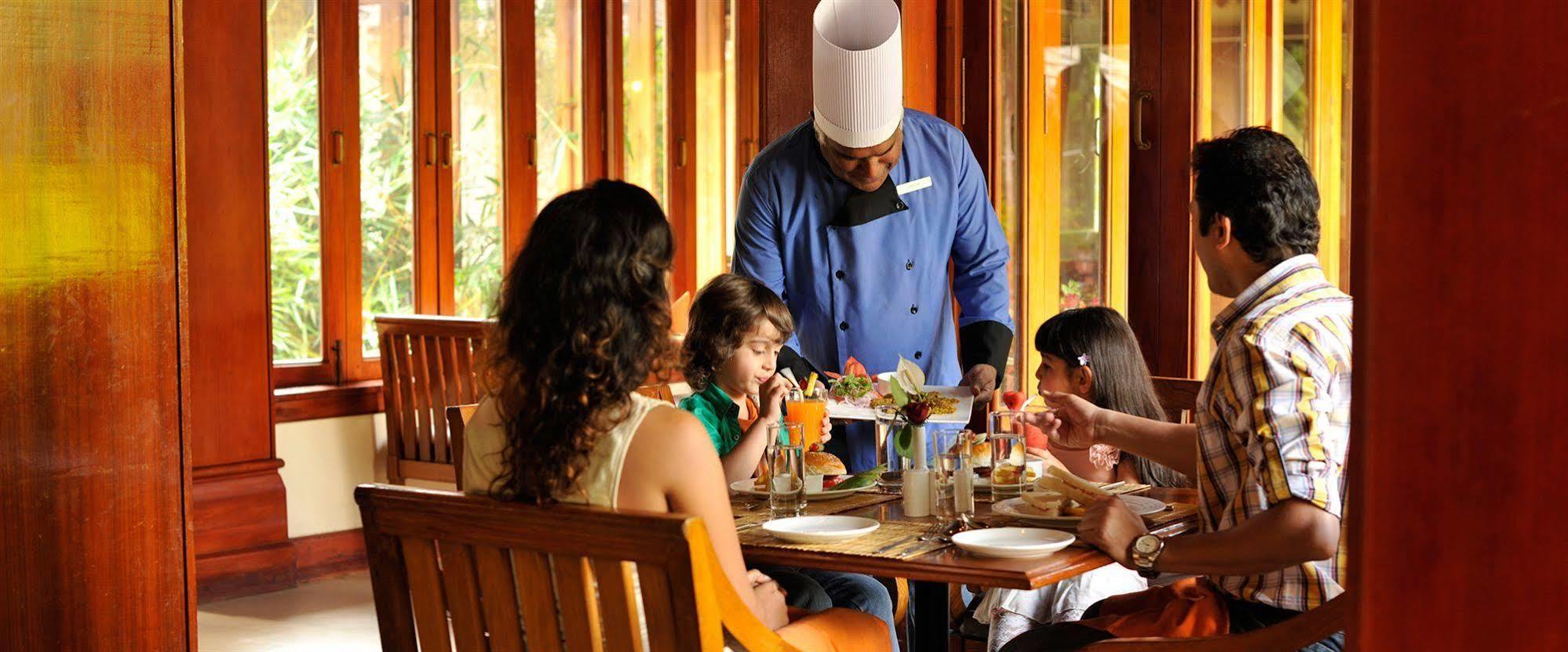 Hotel Club Mahindra Thekkady Exteriér fotografie